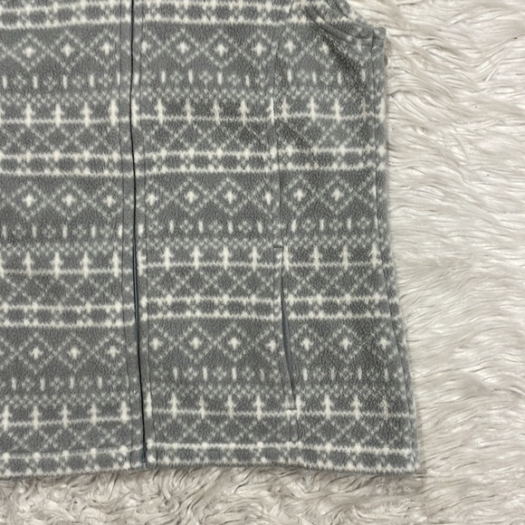 LL Bean Gorpcore Gray Fair Isle Fleece Zip Vest - Picture 9 of 10
